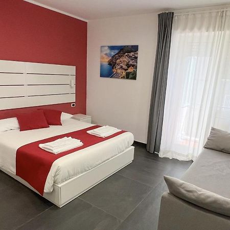 נאפולי Soave Rooms מראה חיצוני תמונה